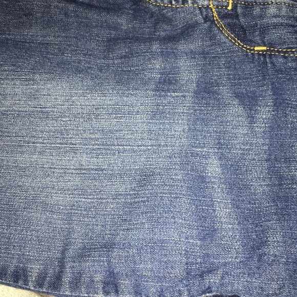 Denizen From Levi’s boot cut jeans. - Picture 7 of 7